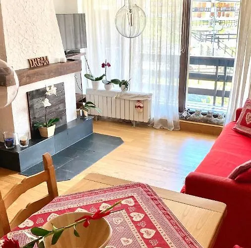 Stella Appartament, In Out In Cervinia Апартаменти Брей-Червінія