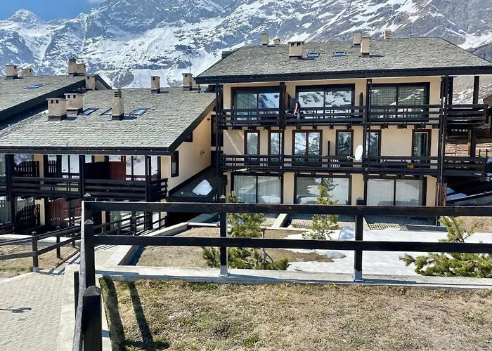 Stella Appartament, In Out In Cervinia 아파트 *